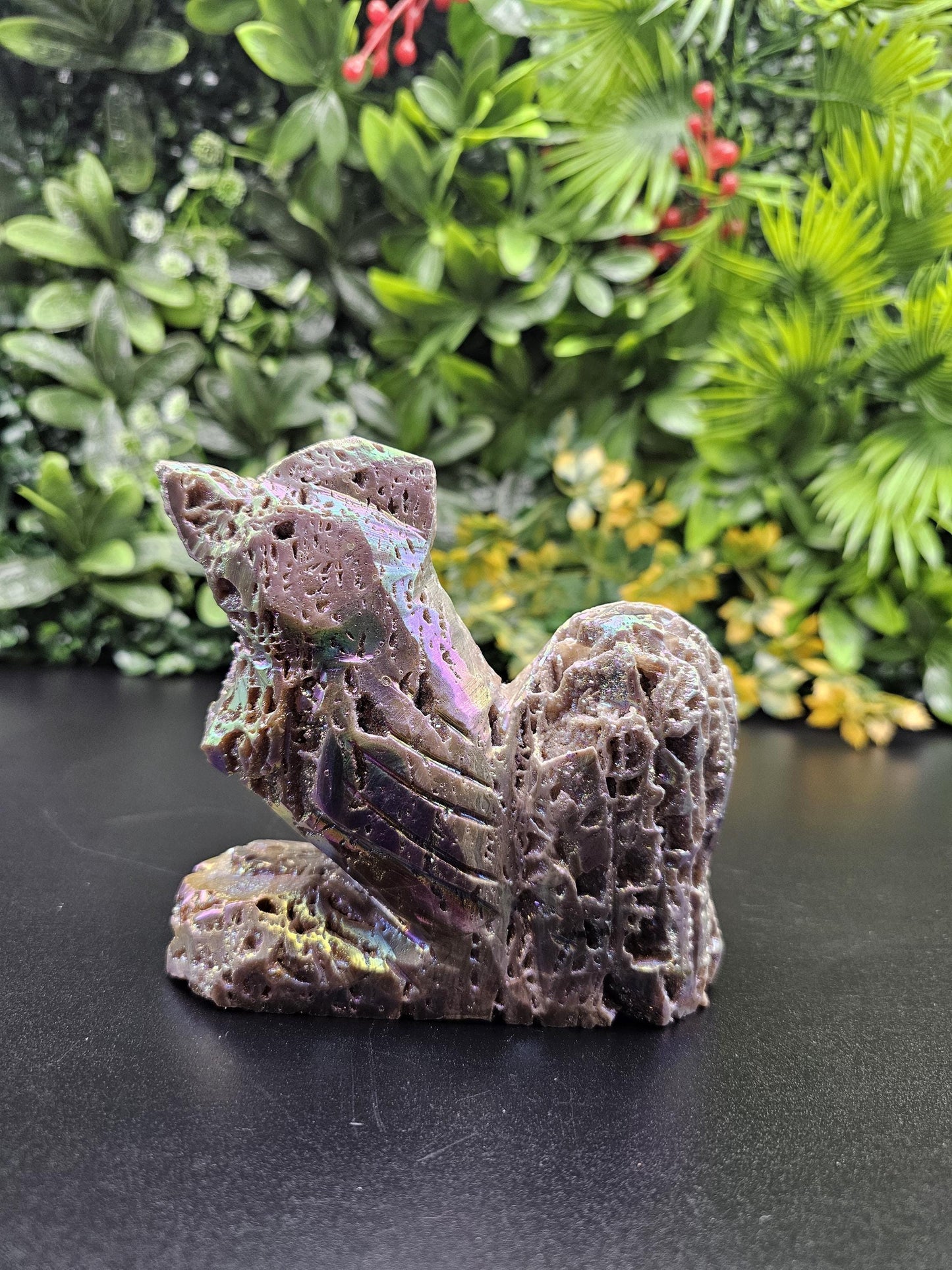 Angel Aura Sphalerlite Large Hen Carving