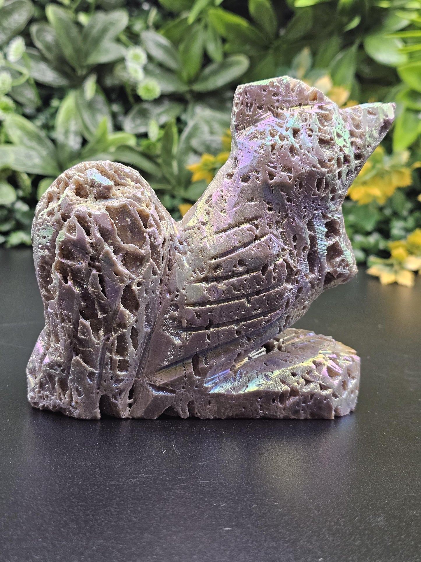 Angel Aura Sphalerlite Large Hen Carving
