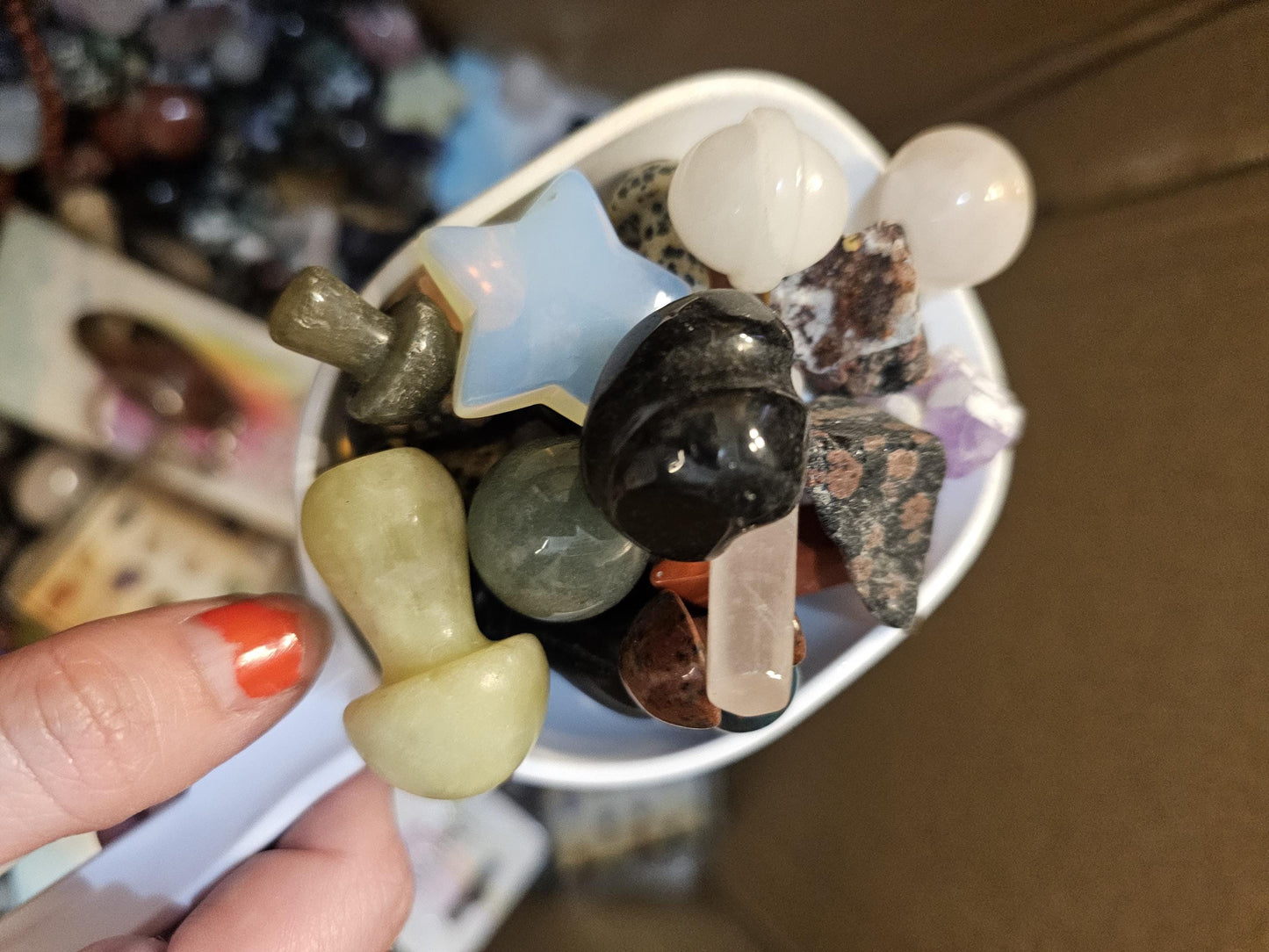 Crystal Scoops/Crystal Confetti Contains an assortment of High Quality Crystals!