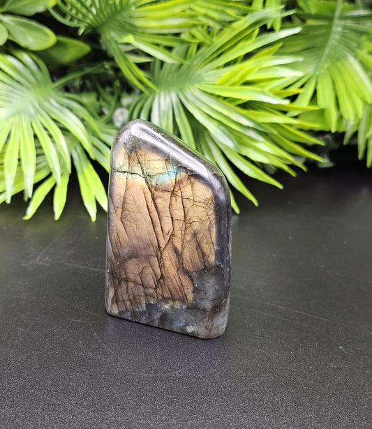 Enchanting Labradorite Freeform